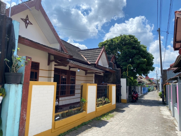 rumah tanah pabrik dijual